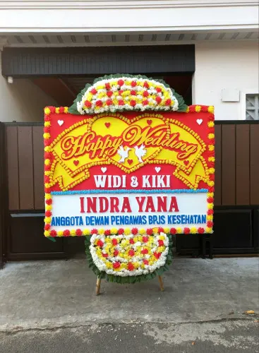 Papan Bunga Pernikahan batang